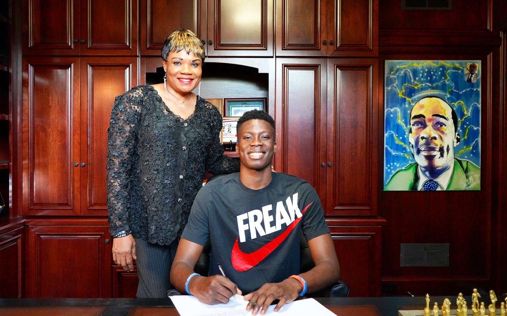 辛纳以平击 辛纳以平击