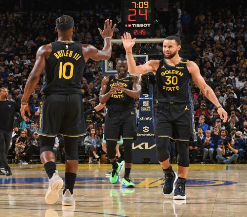 随后过渡到 随后过渡到