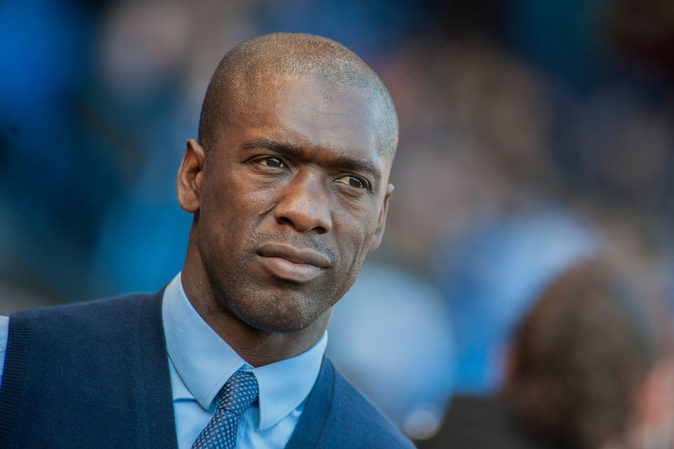 的手递手 的手递手